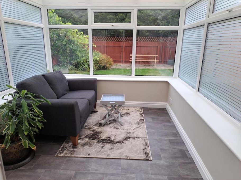 Villa Modern Living In Hull Kingston upon Hull Exterior foto