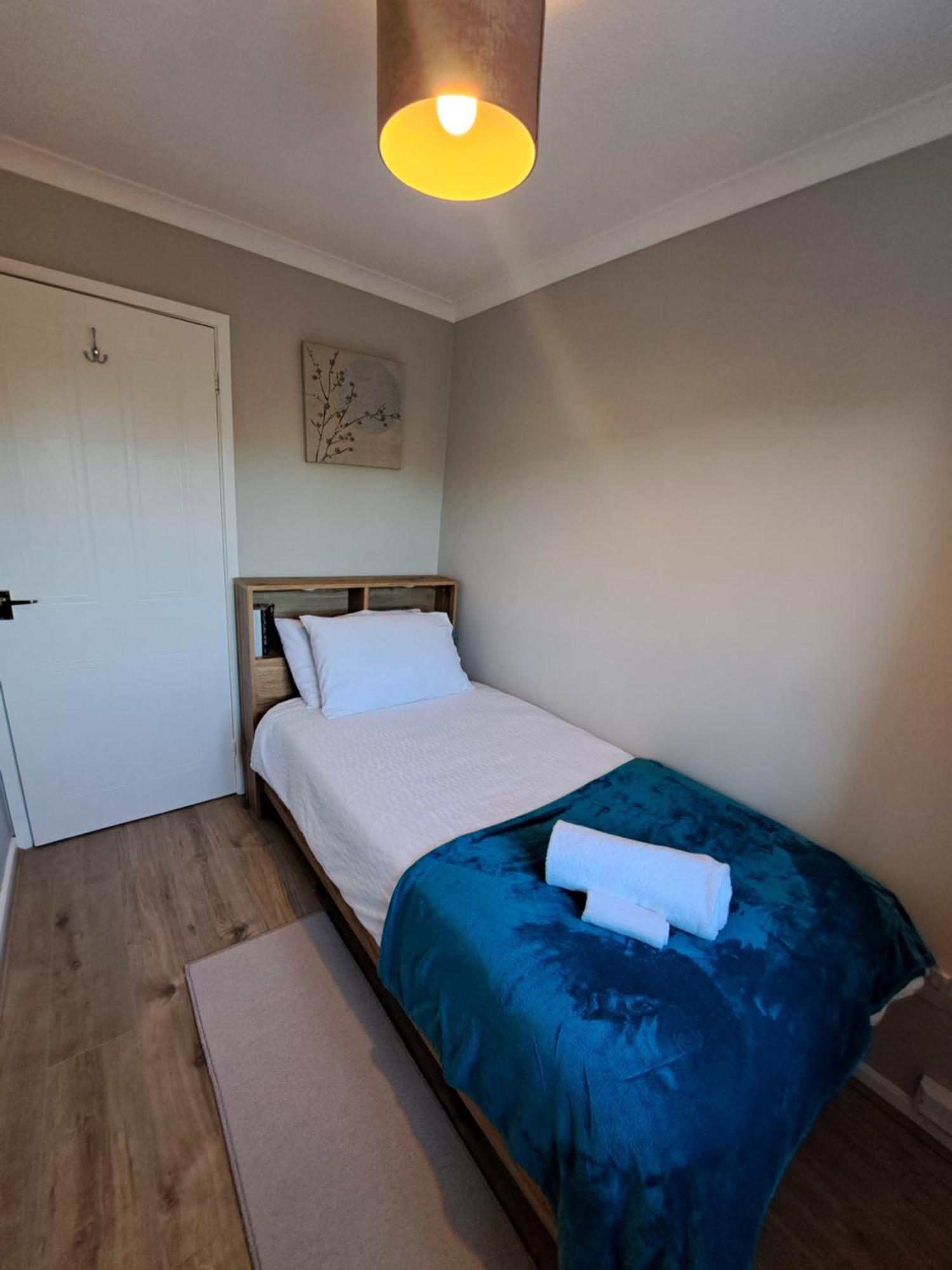 Villa Modern Living In Hull Kingston upon Hull Exterior foto